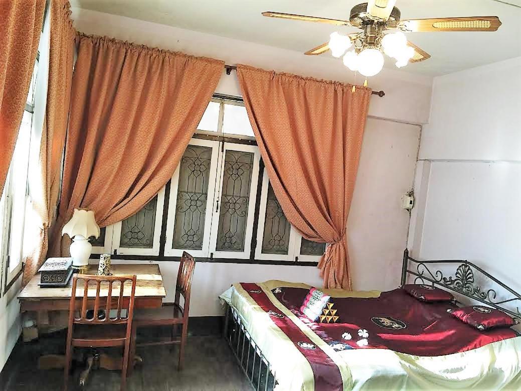 28 Rachabutr Hostel Ubon Ratchathani Zimmer foto