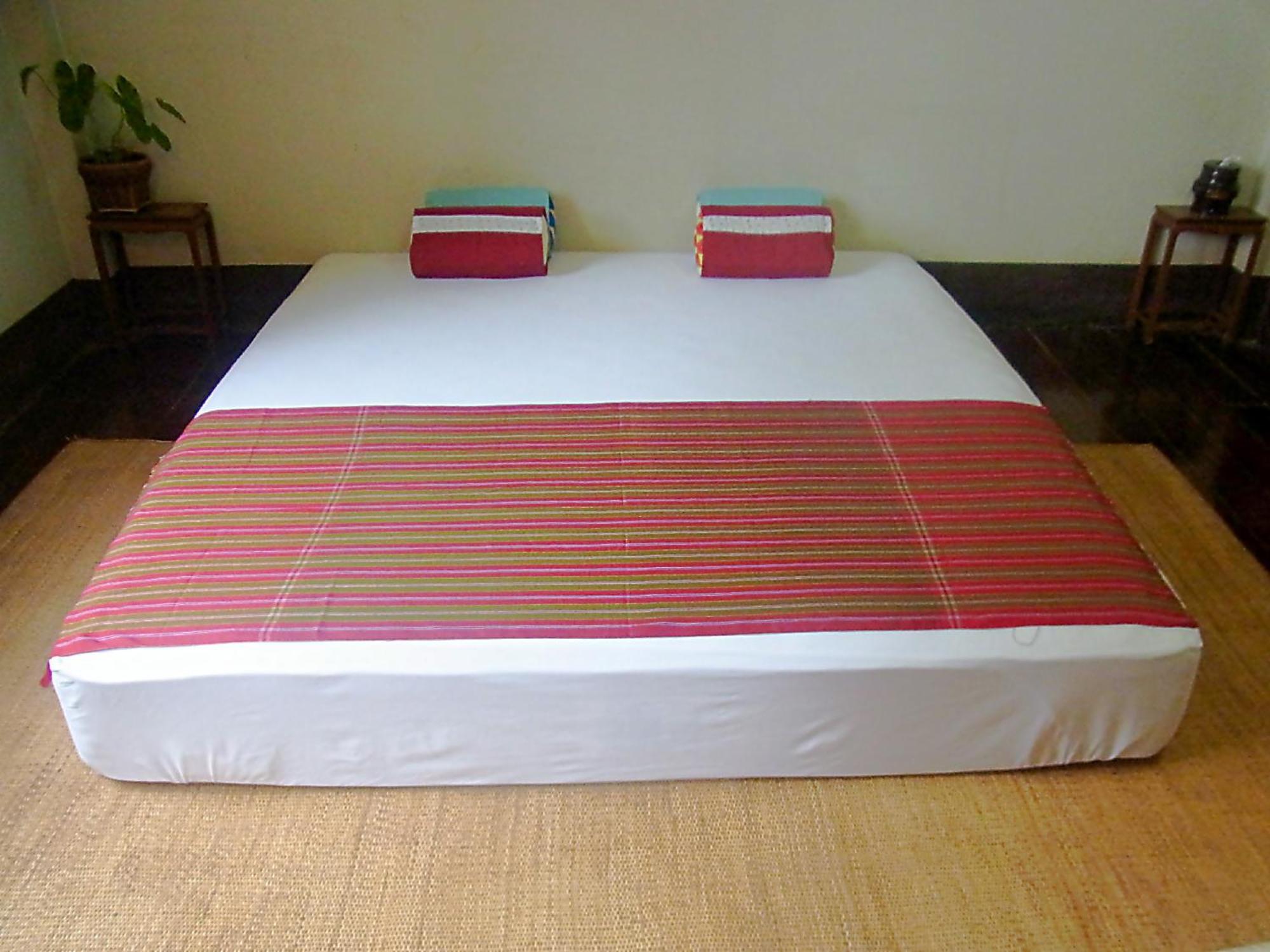 28 Rachabutr Hostel Ubon Ratchathani Zimmer foto